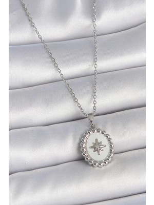 Nexgen 316L Çelik Gümüş Renk Zincir Beyaz Mineli Kutup Yıldız Işlemeli Madalyon Model Kadın Kolye