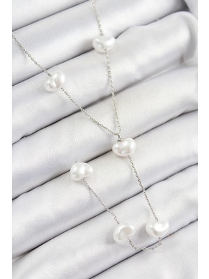 Nexgen Pirinç Incili Kalp Figürlü Y Model Gümüş Renk Kadın Kolye