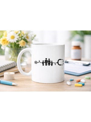 Aile ve Kalp Ritmi Tasarımlı Porselen Kupa Model 171 – Stetoskop Temalı Sağlık Çalışanı Kahve Kupası – Doktor ve Hemşire Hediyesi