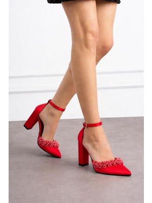 Saten Incili Yüksek Topuklu Ayakkabı