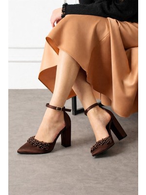 Saten Incili Yüksek Topuklu Ayakkabı