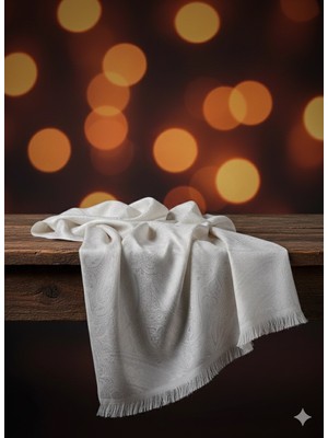 Etnik Model Otantik Desenli Şal