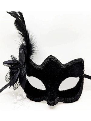 Nexgen Siyah Süet Yandan Tüylü Incili Parti Maskesi