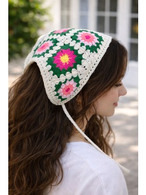 Emk Shop Soft Blossom Desenli Örgü Bandana