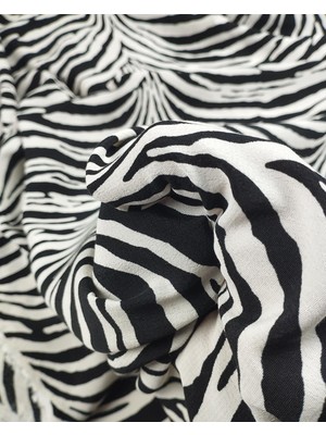 Kumaş Parça Zebra Desen Maroken Viskon En 135CM