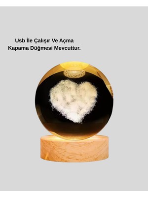 LED Işıklı Kalp Desenli Cam Küre Büyük Boy Ahşap Tabanlı