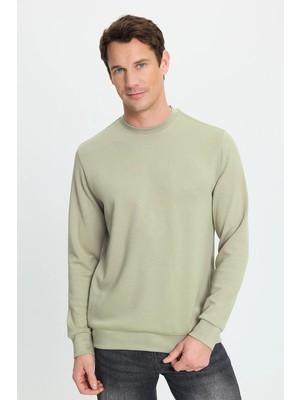 Tudors Erkek Standart Fit Normal Kesim Uzun Kollu Ekstra Soft Modal Kumaş Bisiklet Yaka Yeşil Sweatshirt