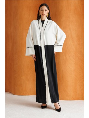 Beyaz/siyah Mizalle Boncuk Nakışlı Siyah Beyaz Monokrom Abaya