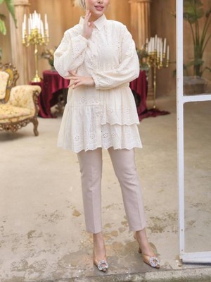 Modamorfo Fırfır ve Fisto Detaylı Inci Düğmeli Gömlek -Bej