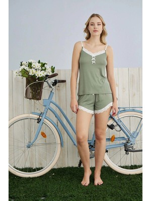 Pijamoni Kadın Dublin Kumaş Dantel Detaylı Ip Askılı Fıstık Yeşili Şort Takımı