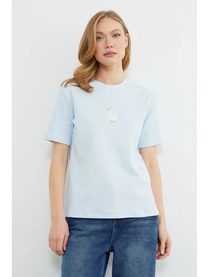 FullaModa Ördek Nakışlı Bisiklet Yaka Salaş Tişört