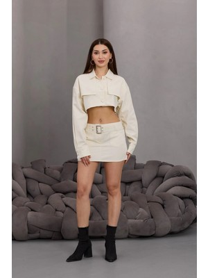 Fehu Bloom Düğme Detay Bej Crop Ceket Kemer Detay Mini Etek Takım