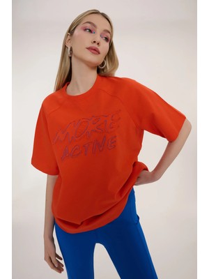 More Active Bloom Graphıc Tee