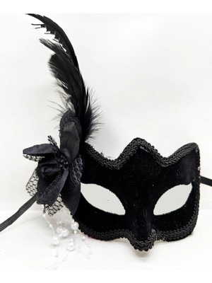 Nexgen Siyah Süet Yandan Tüylü Incili Parti Maskesi