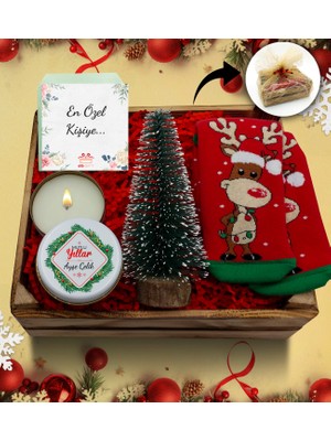 As Gift Mini Kasa Içerisinde Çam Ağacı & Kişiye Özel Metal Kutulu Mum & Yılbaşı Çorabı Hediye Seti