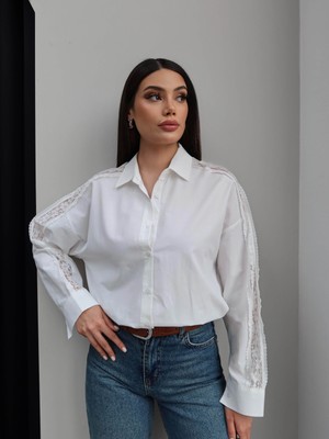 Esra Helvacı Omuz Dantelli Oversize Gömlek