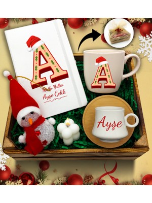 As Gift Kasa Içerisinde Kişiye Özel Beyaz Defter & Beyaz Kupa & Beyaz Fincan & Kardan Adam & Bubble Mum Hediye Seti