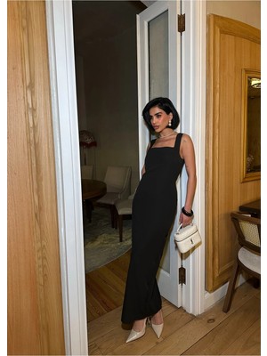 Meecy Kadın Uzun Yırtmaçlı Elbise