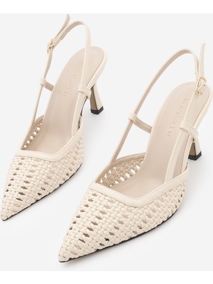 Marjin Kadın Stiletto Sivri Burun Arkası Açık El Örgüsü Klasik Topuklu Ayakkabı Reveno Ekru