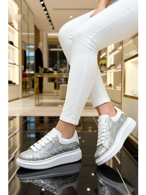 Ticen Simli Gümüş Kadın Sneaker Ayakkabı – Kalın Taban, Şık & Modern Tasarım