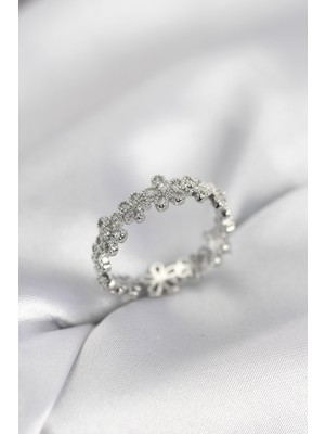 Aydogan's Gümüş Renk Sıralı Çiçek Model Zirkon Taşlı Kadın Yüzük - TJ-BYK4108