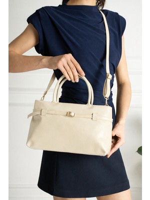 Valu Accessorize Kadın Kemer Detaylı Uzun Askılı Kulplu El ve Omuz Çantası Hild