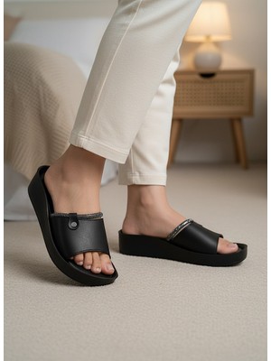 KAFKASLAR AYAKKABI Ortopedik Günlük Taş Detaylı Kadın Terlik