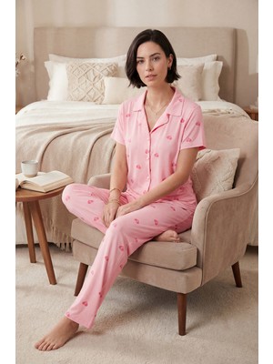 Lela Desenli Yumuşak Dokulu Regular Fit Düğmeli Kısa Kollu Pijama Takımı Bayan Pijama Takımı 65750101Y