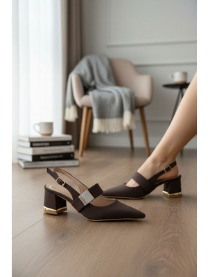 Enoch Kadın Sivri Burun Işıltılı Şeritli Metal Detaylı Alçak Kalın Topuklu Arkası Açık Ayakkabı