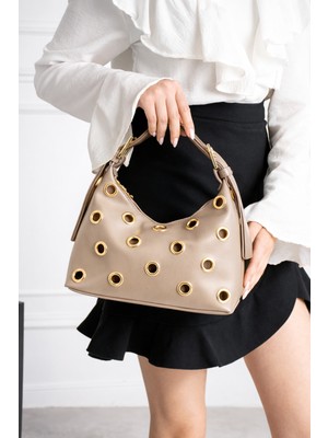 Valu Accessorize Kadın Zımba Detaylı Omuz ve El Çantası Eva