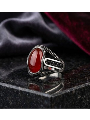 Yıldırım Kırmızı Doğal Taşlı 925 Ayar Gümüş Erkek Yüzük – Klasik Şık Tasarım