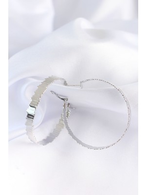 isiltikidsmoda Pirinç Gümüş Renk Tırtıklı Halka Küpe - Lisinya