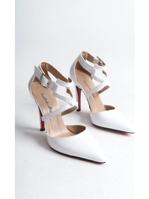 Ayakkabı Ateşi Beyaz Rugan Kadın Ince Topuklu Ayakkabı Stiletto Edrie