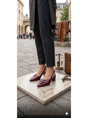 Nudeçift Bantlı Toka Detaylı Syiah Rugan Kadın Topuklu Ayakkabı