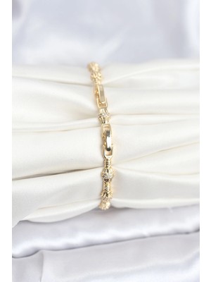 Pirinç Gold Renk Vıp Seri Punta Model Zirkon Taşlı Kadın Bileklik