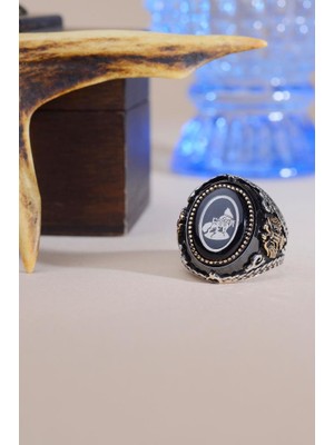 Innuendo Jewelry 925 Ayar Gümüş Siyah Taşlı Kurt Motifli Erkek Yüzük