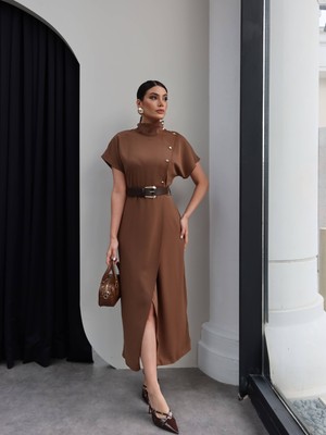 Esra Helvacı Dik Yaka Kemerli Midi Elbise