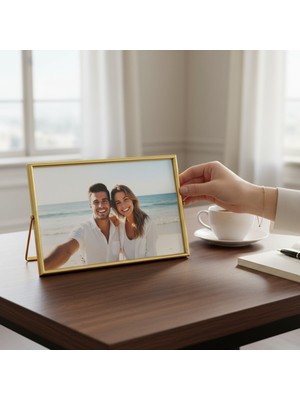 Auren Metal Masaüstü Resim Çerçevesi (15X20 Cm) Gold – Çerçeve, Modern Altın Renk Tasarım