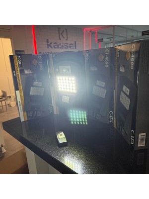 Kassel Aydınlatma Cata 120W Solar Dış Mekan Sokak Aydınlatma Güneş Enerjili Uzaktan Kumandalı Beyaz Işık