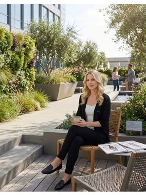 Urumday Genel Triko Delikli Düğmesiz Bedensiz Hırka