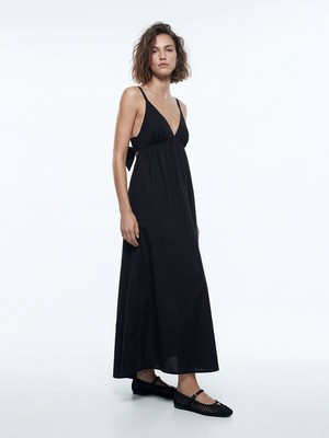 LTB V Yaka Askılı Uzun Siyah Elbise