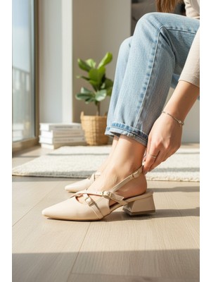 Enoch Kadın Sivri Burun Çapraz Bantlı Alçak Kalın Topuklu Arkası Açık Ayakkabı