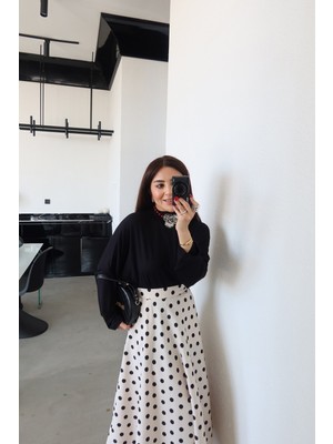 Özge Özgenç Dik Yaka Oversize Bluz