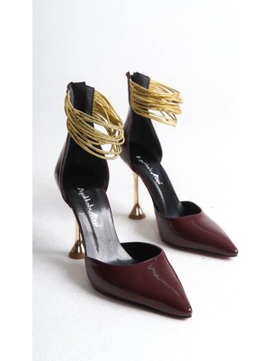 Ayakkabı Ateşi Kadın Gold Biyeli Topuklu Ayakkabı Bordo Rugan Nicera