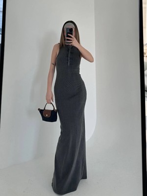 Velmora Fashion Yırtmaç Detaylı Kolsuz Düğmeli Yıkamalı Uzun Elbise - Antrasit
