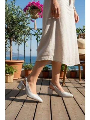 Enoch Kadın Sivri Burun Orta Yüksek Kalın Topuklu Arkası Açık Ayakkabı