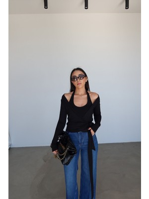 Özge Özgenç Kruvaze Yaka Bağlamalı Bluz
