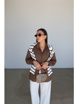 Özge Özgenç Bağlama Detaylı Oversize Gömlek
