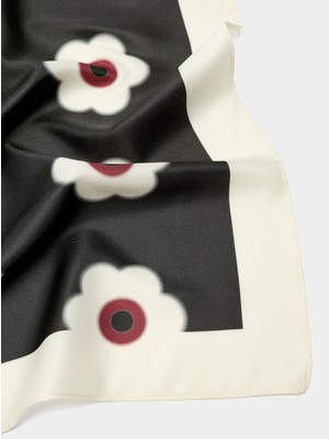 Parfois Kadın Saten Kare Desenli Fular