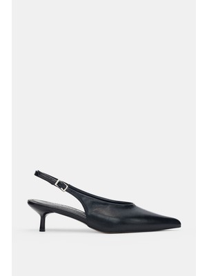 Selin Shoes Lorea Kısa ve Ince Topuk Bilek Ayarlanabilir Toka Kadın Topuklu Ayakkabı- Siyah